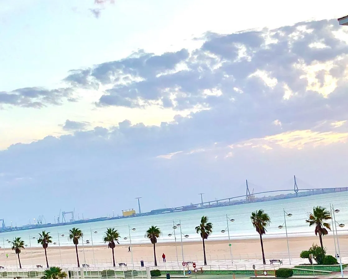 Apartamento Valdelagrana Vistas Al Mar, Piscinas Primera Linea Cadiz El Puerto de Santa María
