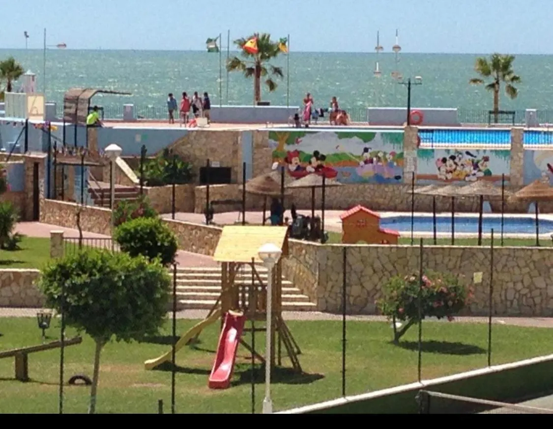 Apartamento Valdelagrana Vistas Al Mar, Piscinas Primera Linea Cadiz El Puerto de Santa María